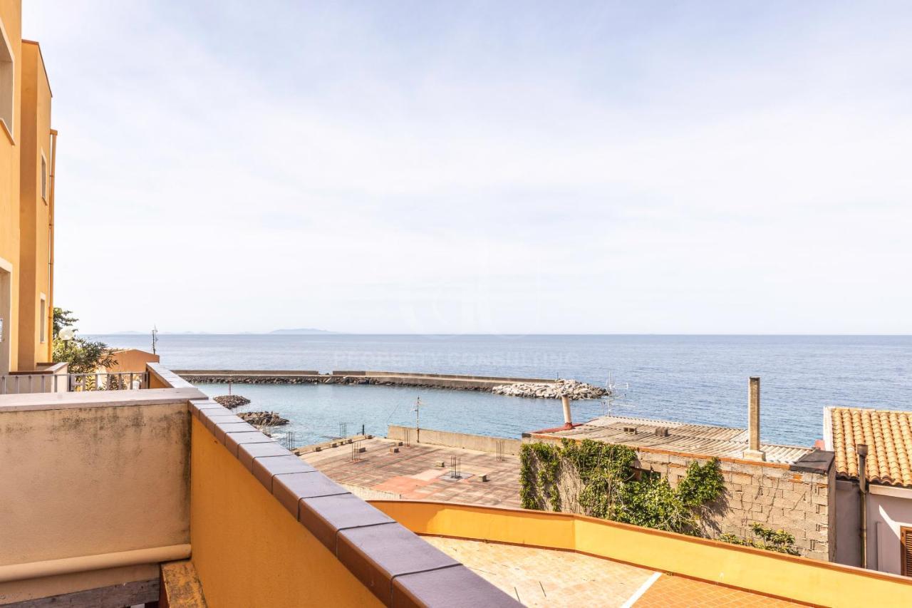 Il Gabbiano Castelsardo Apartment Luaran gambar